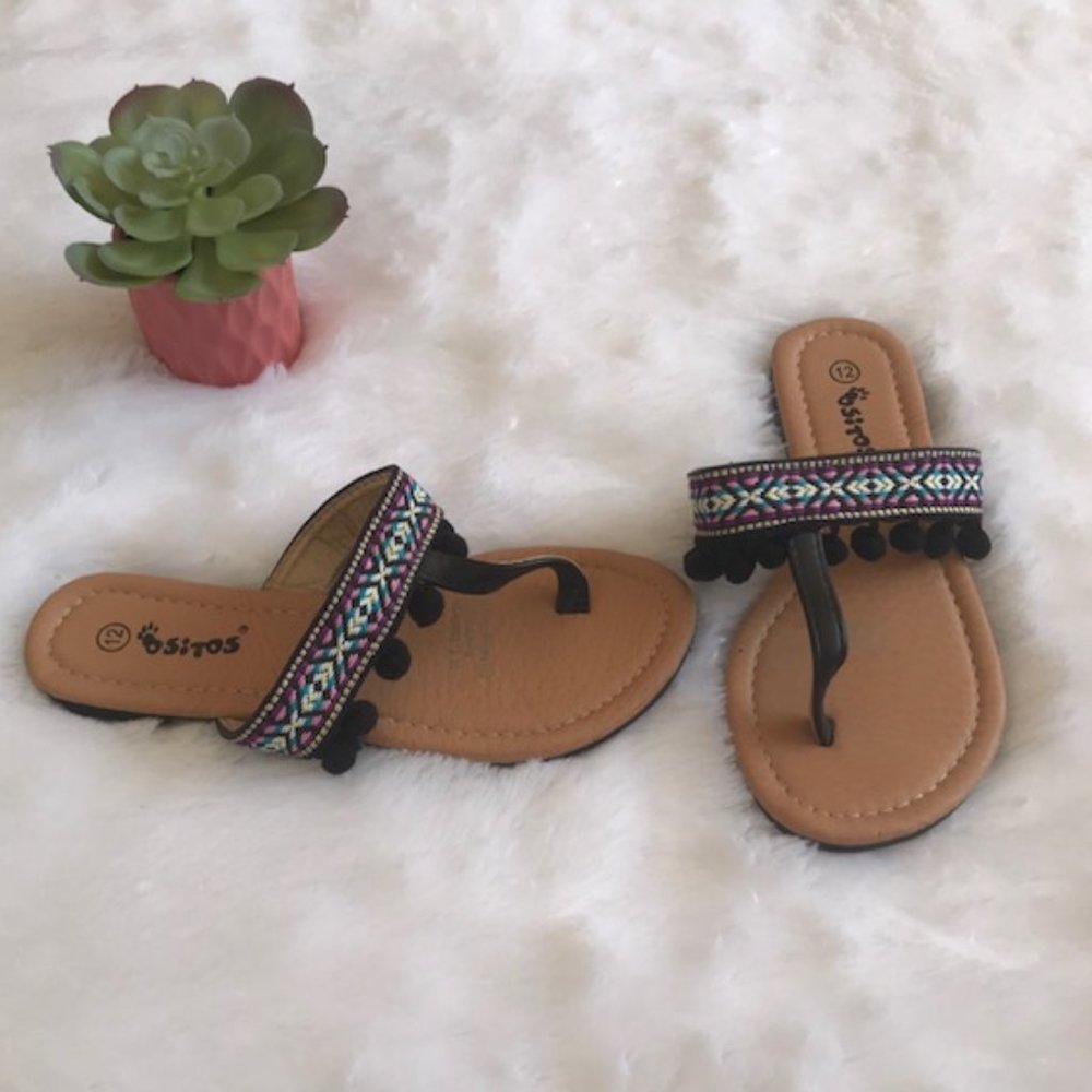 Ositos Multicolor Pom Pom Sandals EUC